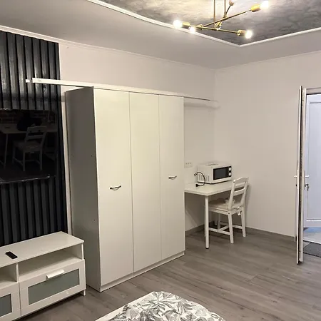 Apartman Garsoniera La Cristi Agigea
